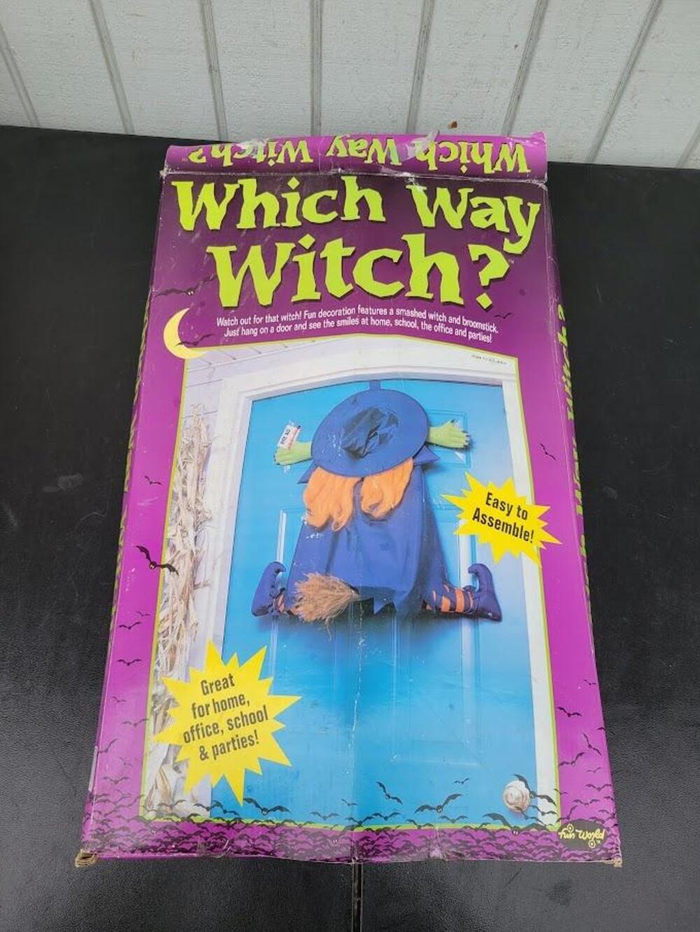 Fun World Which Way Witch Hanging Door Decor Blue Fabric Plastic Halloween Retro